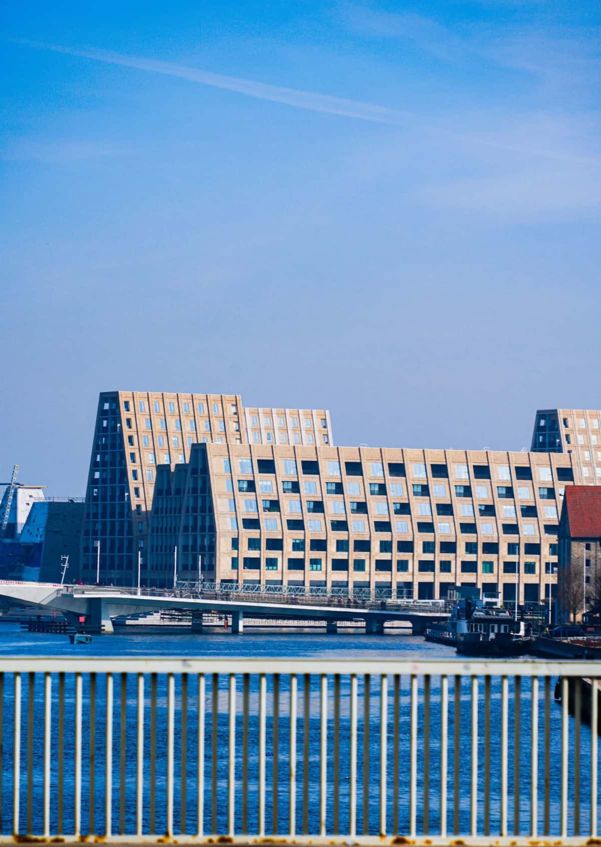 Architecture moderne près du port de Copenhague